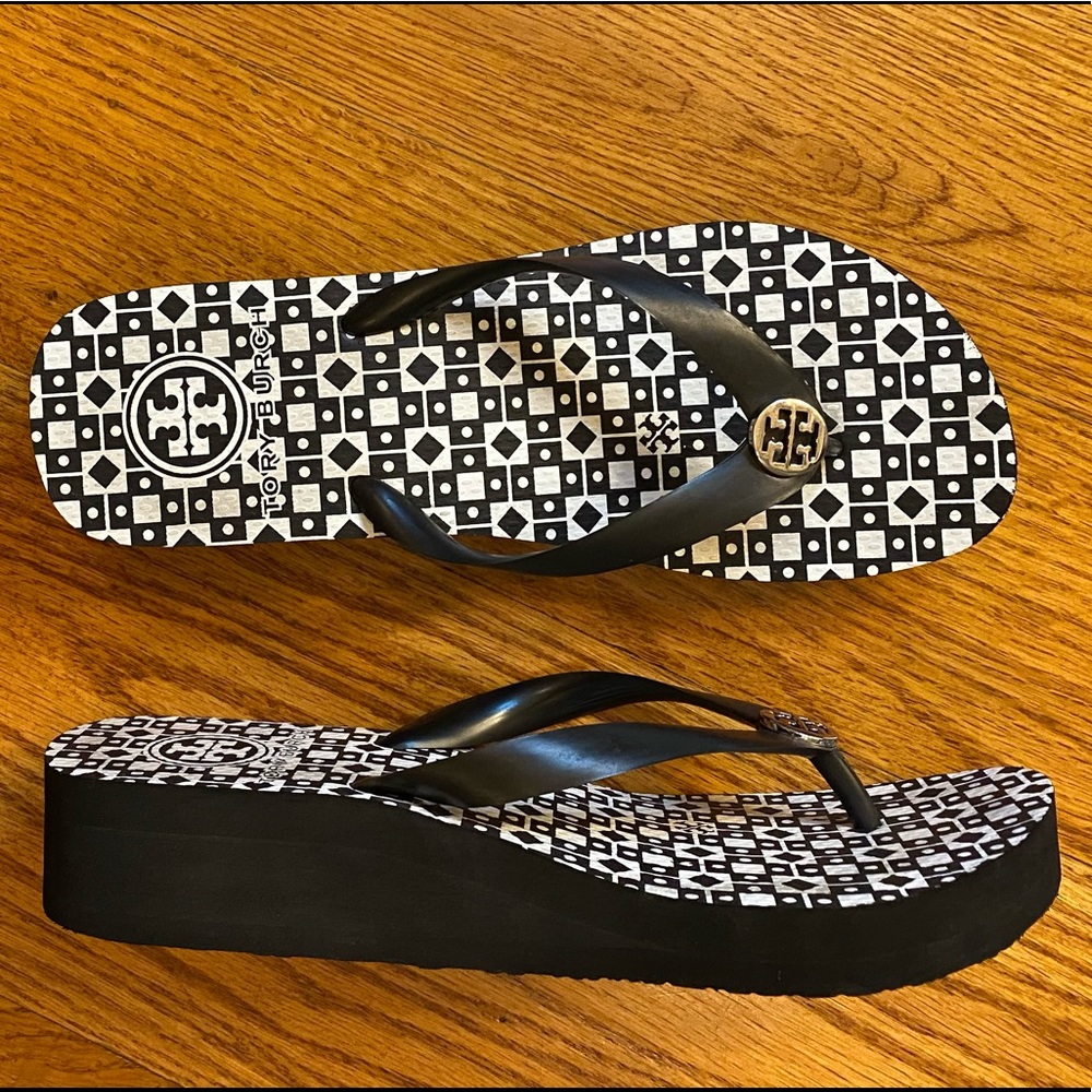 Tory Burch Printed Wedge Flip, Black